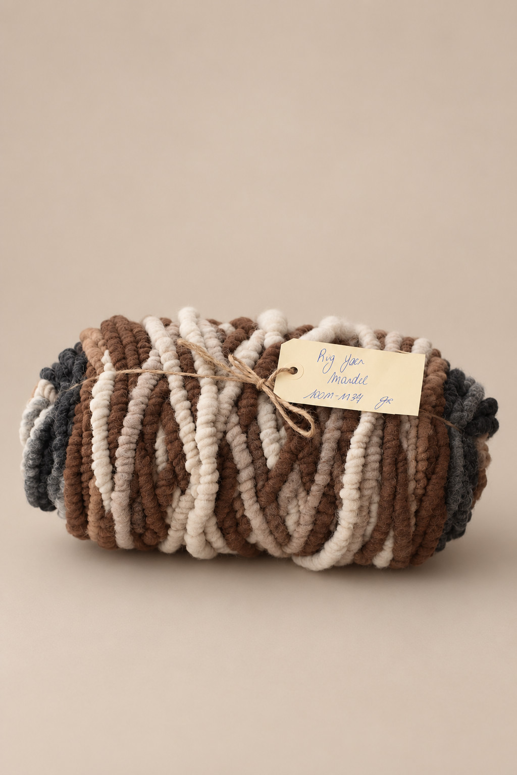 Mandel Rug Yarn ~ Marble mix