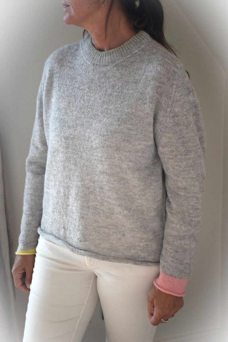 Amalia Pichinku sweater