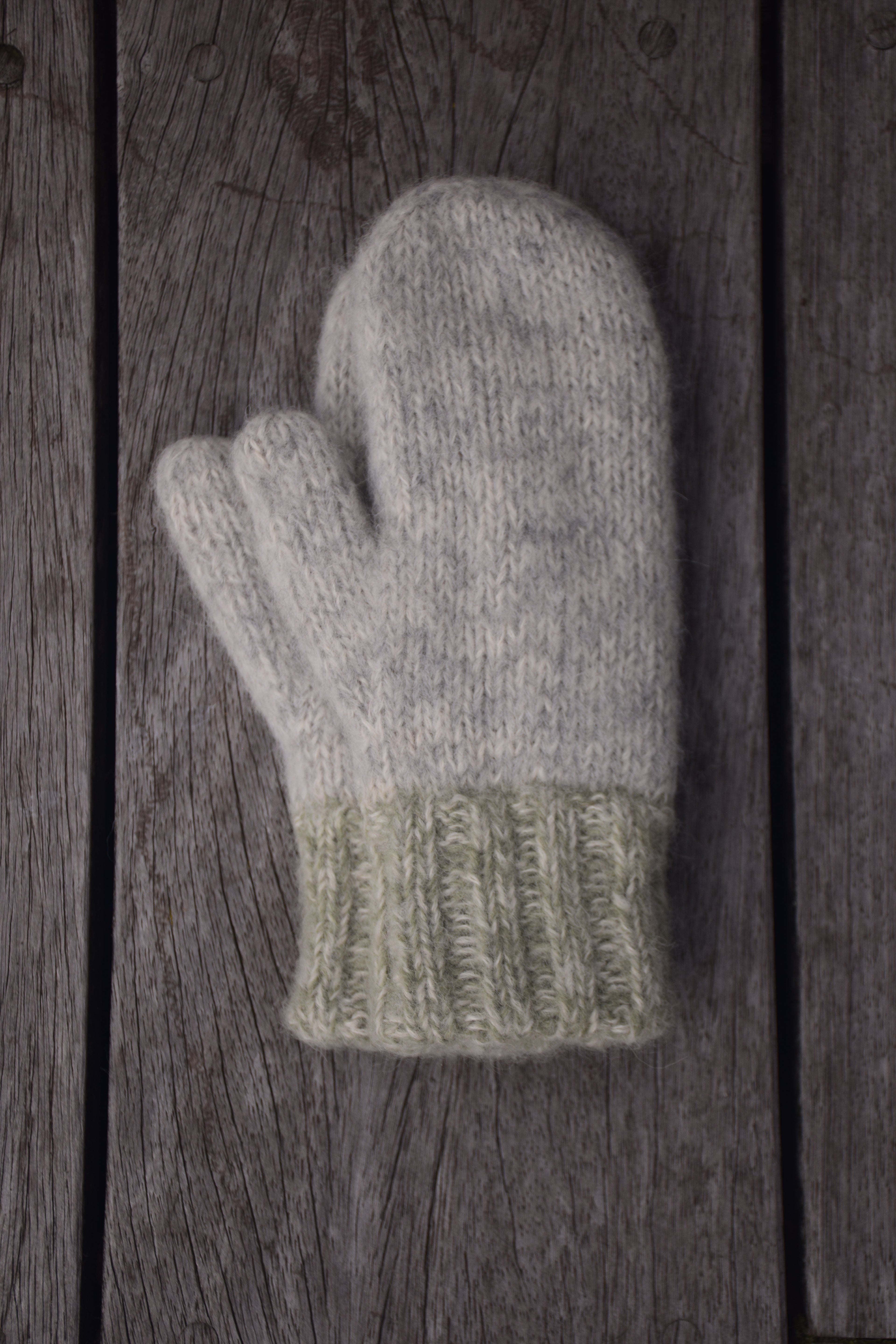 ZARA alpaca mittens light grey / cloudy white / moss green