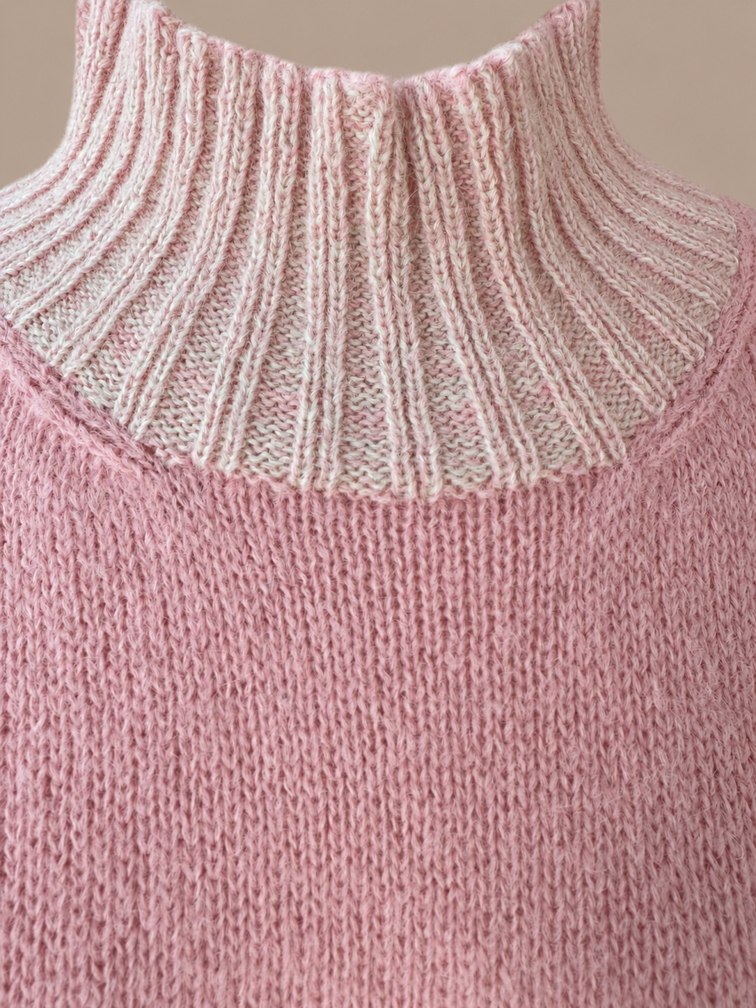 Elysée ~ alpaca hipster high neck sweater, powder pink