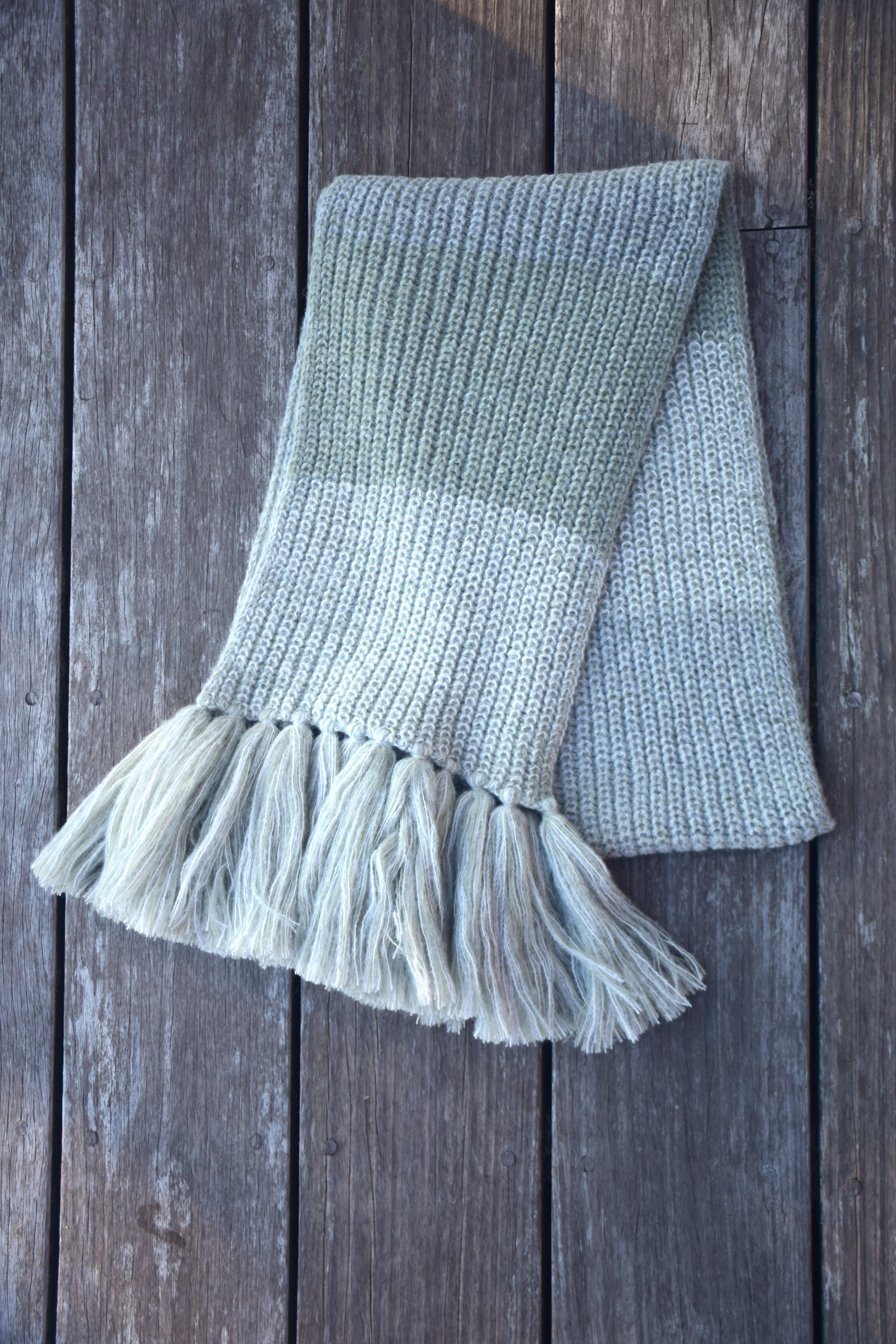 ELARA alpaca scarf with fringes
